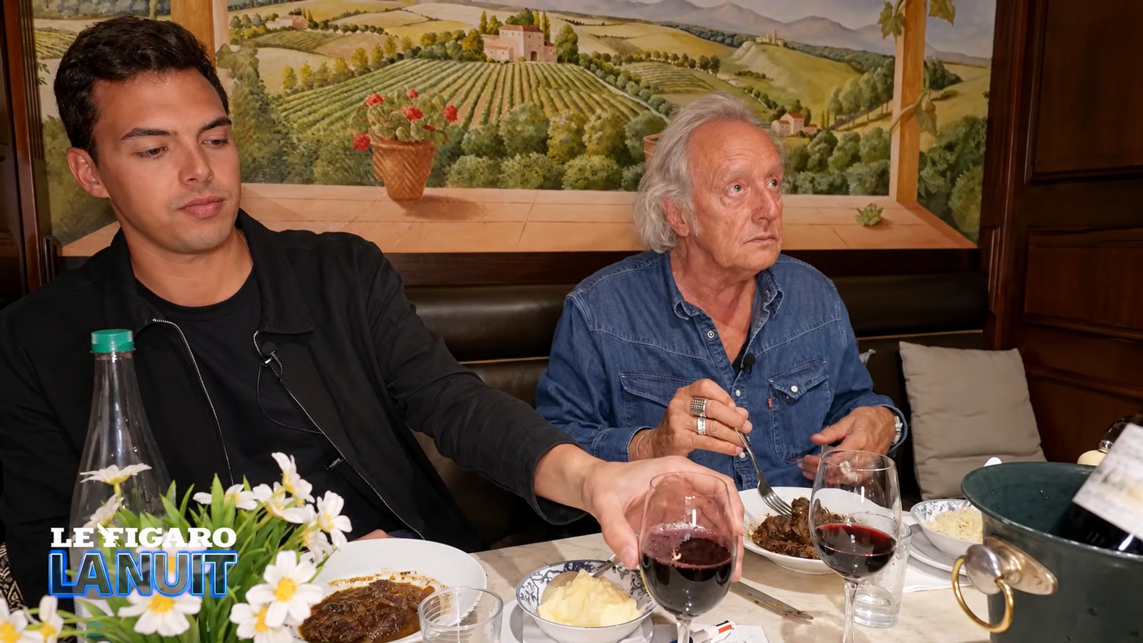Didier Barbelivien et l’équipe du Figaro La Nuit à table au Coin du Rocher